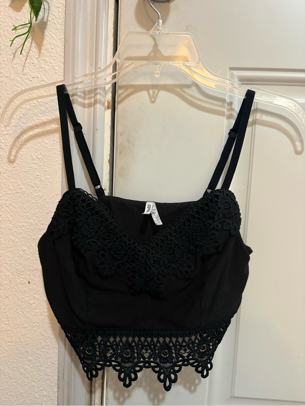 Mudd Black Lace-Trim Cropped Camisole